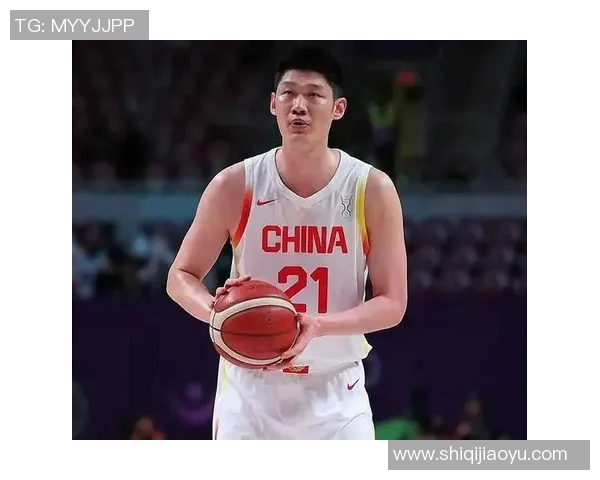 掉门牙的篮球明星女孩勇敢追梦展现不屈精神与拼搏故事